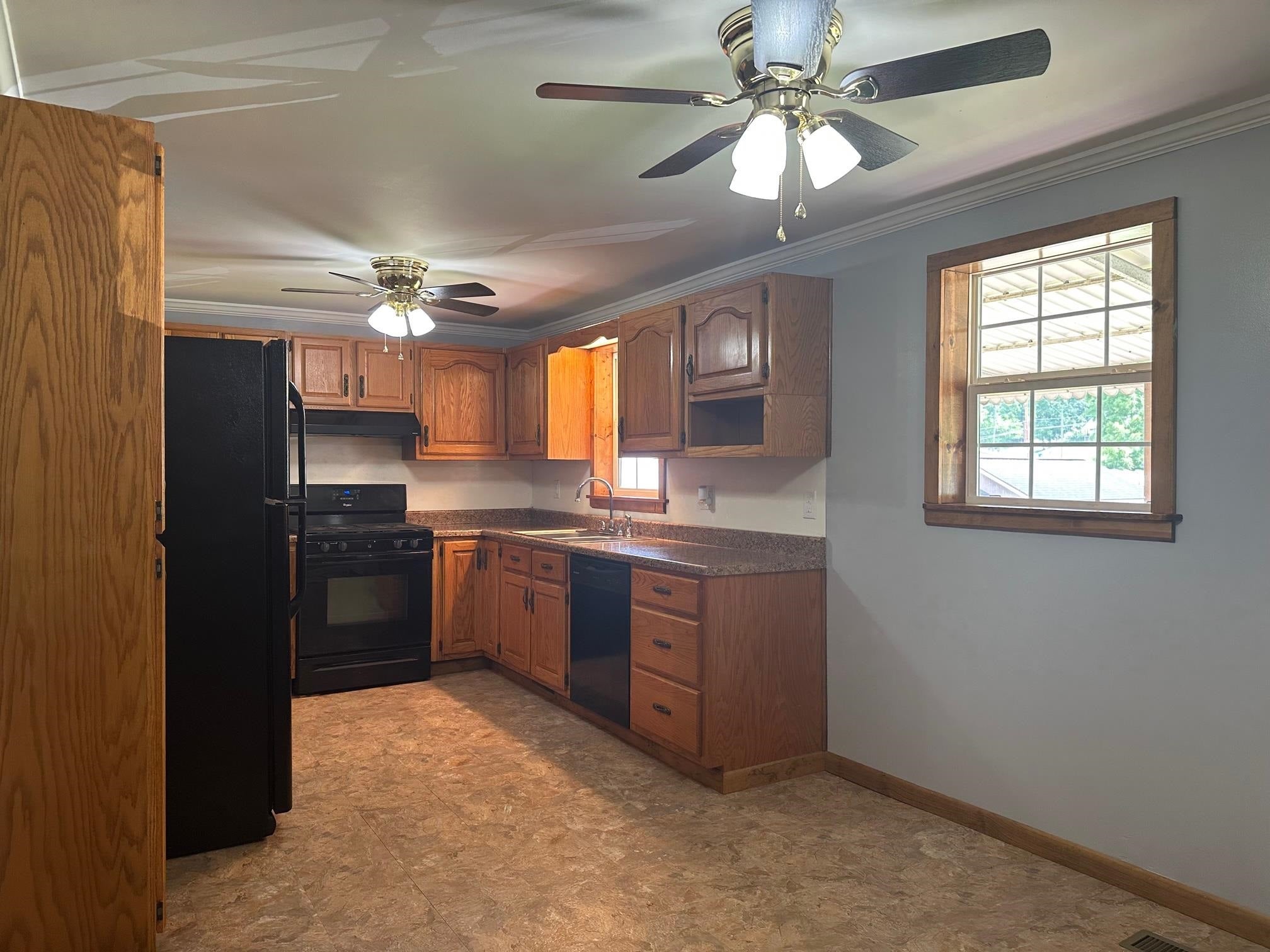 3623 Norwood Road Huntington, WV 25705 - Photo 9 of 32 Gallery Image 9