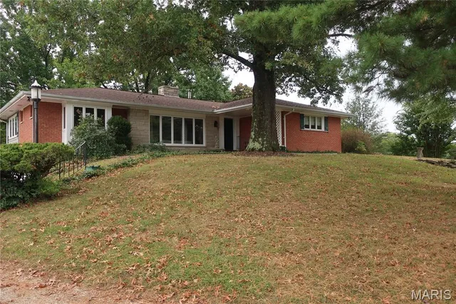 $330,000 | 7860 Old Highway 21, Barnhart, MO 63012