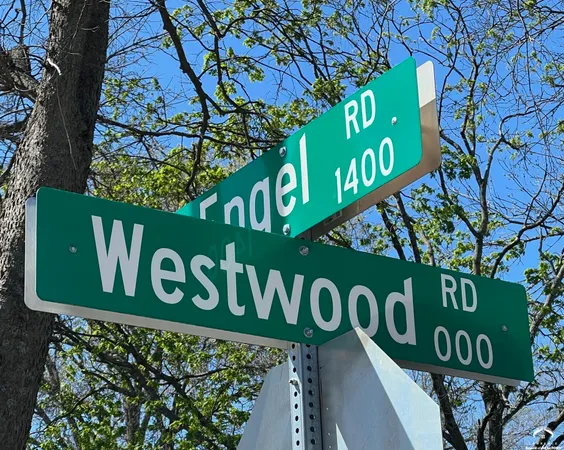 $474,900 | 3 Westwood Road, Lawrence, KS 66044