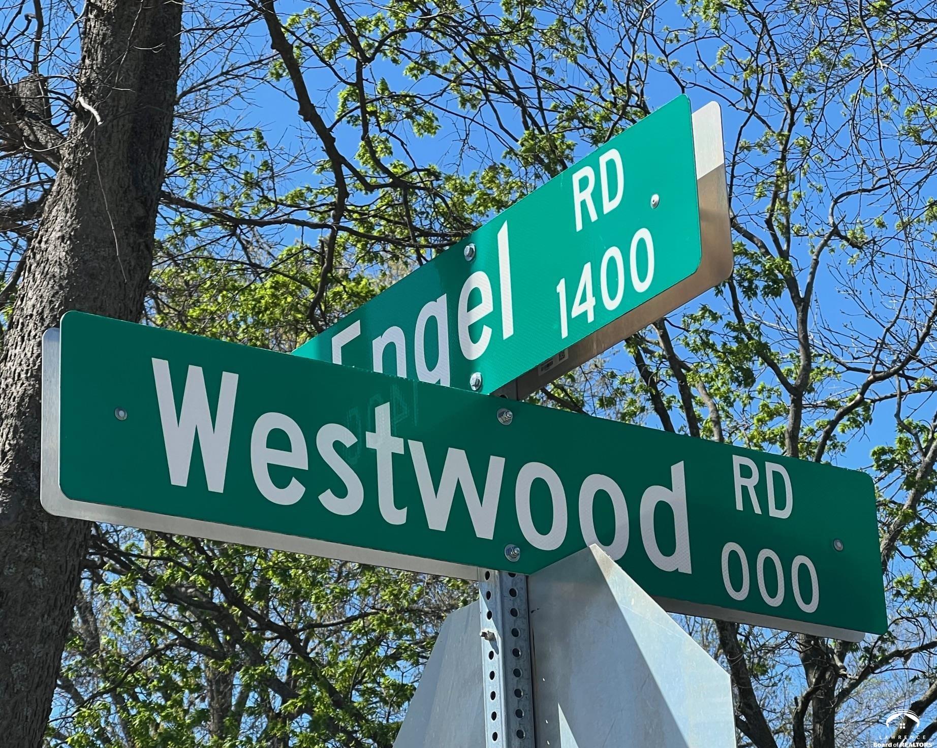 3 Westwood Road Lawrence, KS 66044 - Photo 2 of 94