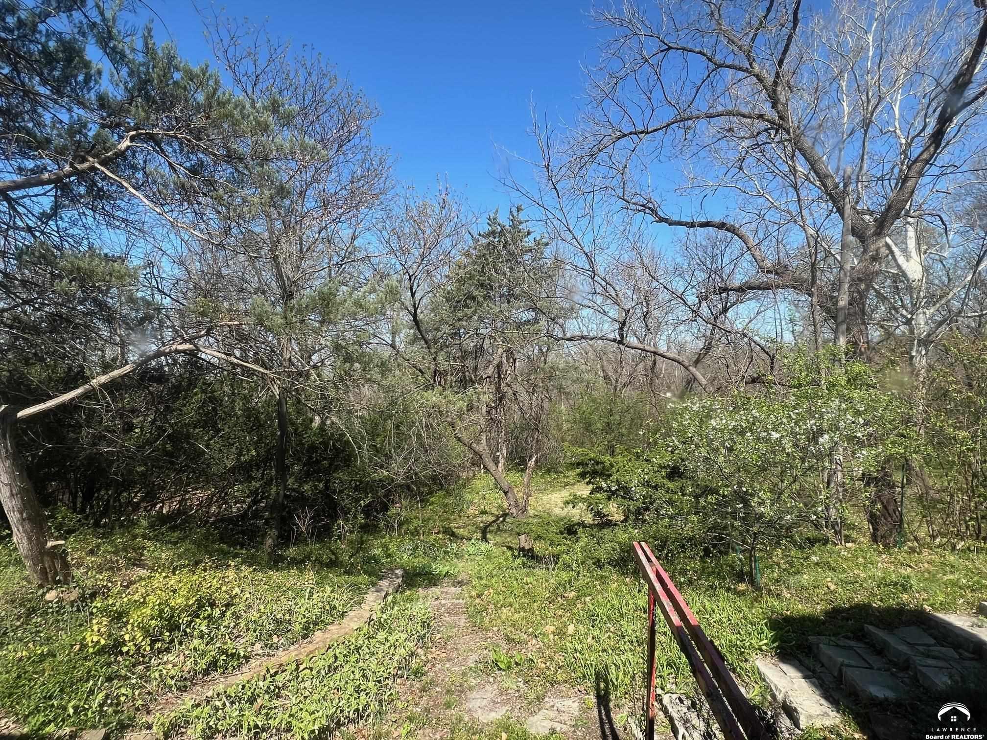 3 Westwood Road Lawrence, KS 66044 - Photo 26 of 94