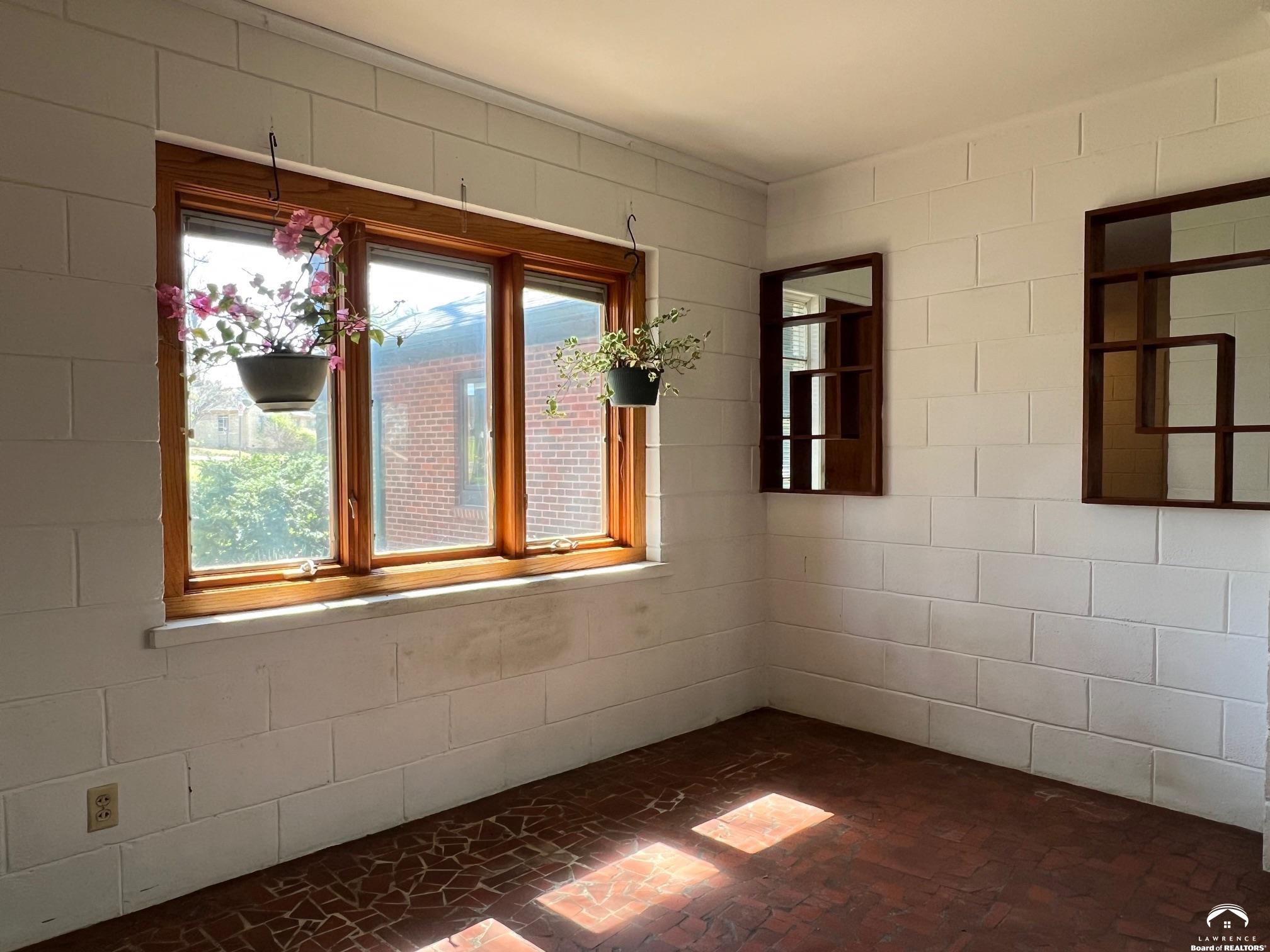 3 Westwood Road Lawrence, KS 66044 - Photo 33 of 94