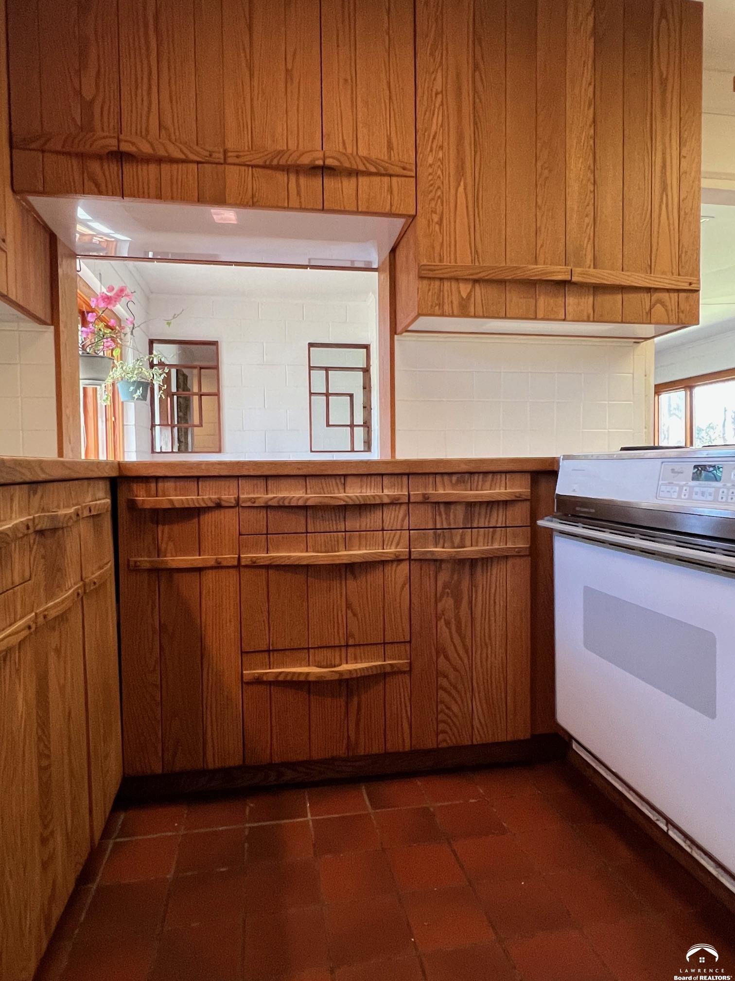 3 Westwood Road Lawrence, KS 66044 - Photo 65 of 94