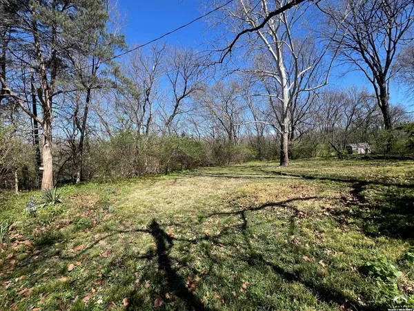 $474,900 | 3 Westwood Road, Lawrence, KS 66044