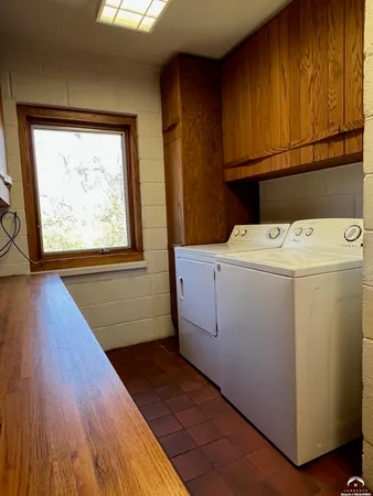 $474,900 | 3 Westwood Road, Lawrence, KS 66044