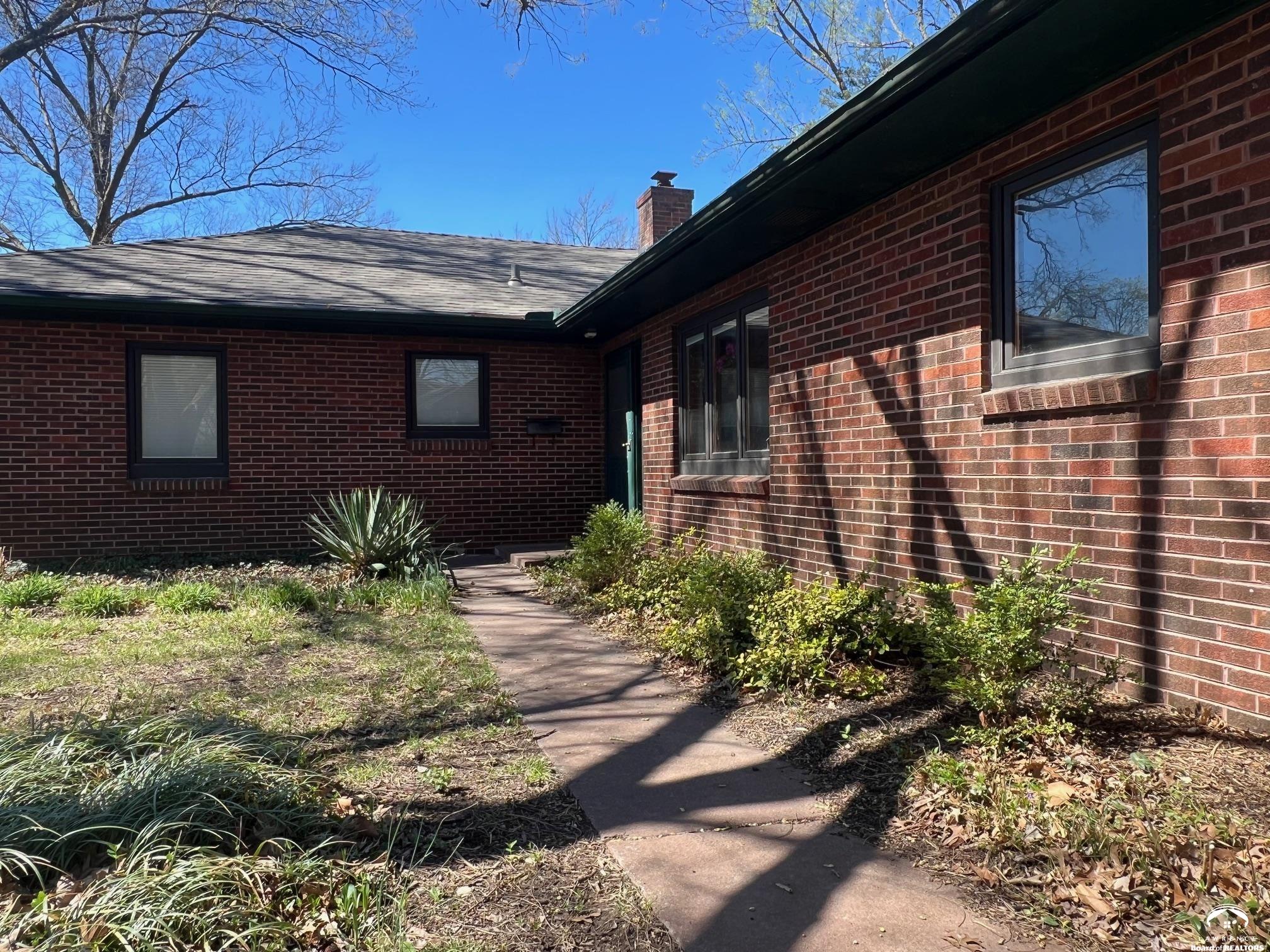 3 Westwood Road Lawrence, KS 66044 - Photo 7 of 94