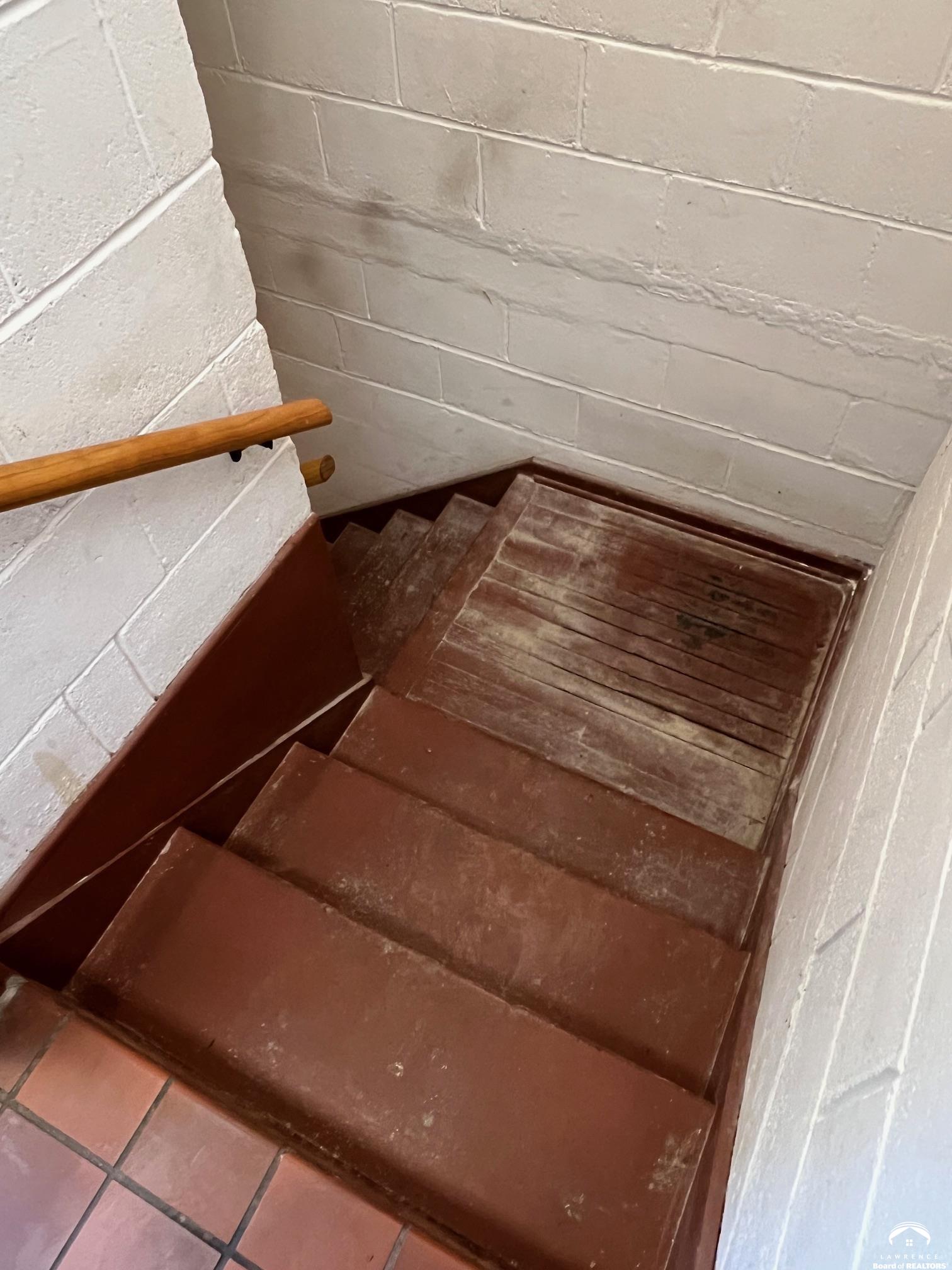 3 Westwood Road Lawrence, KS 66044 - Photo 71 of 94