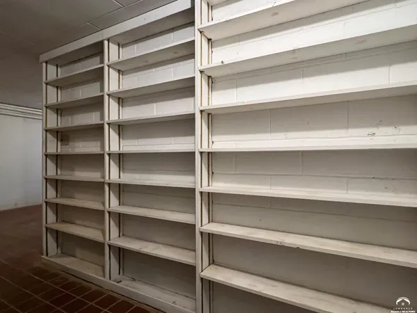 $474,900 | 3 Westwood Road, Lawrence, KS 66044