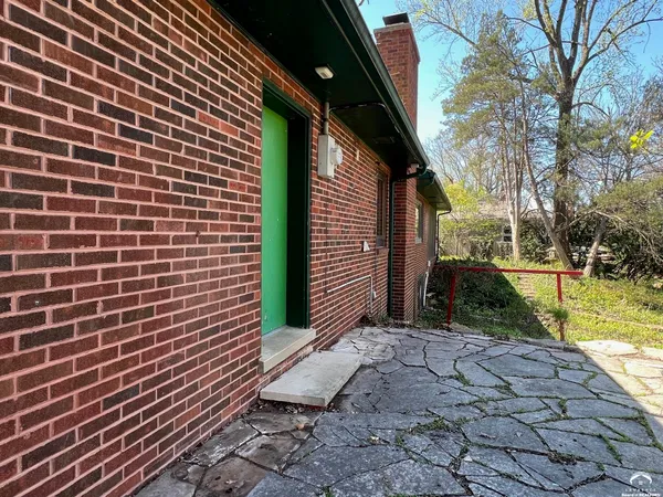 $474,900 | 3 Westwood Road, Lawrence, KS 66044