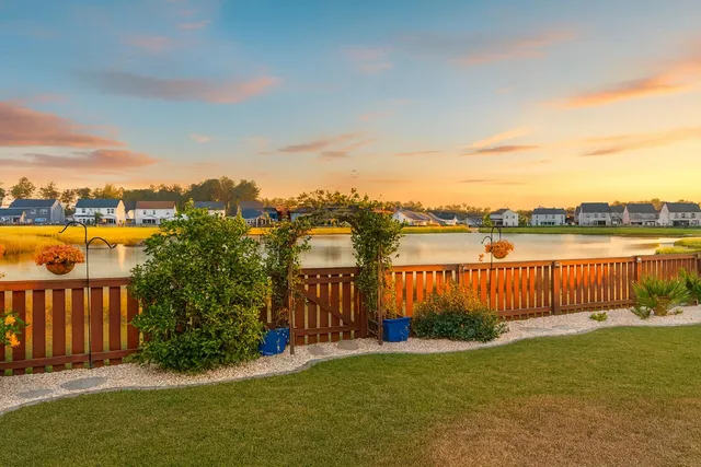 $398,000 | 116 Stagecoach Avenue, Summerville, SC 29486