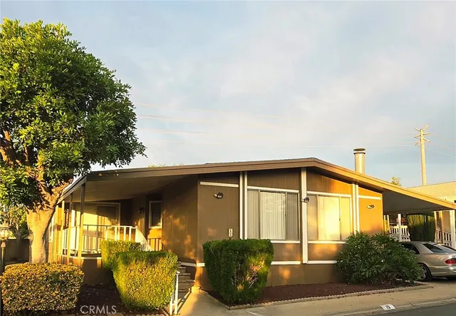 $175,000 | 929 East Foothill Boulevard, Unit 15, Upland, CA 91786