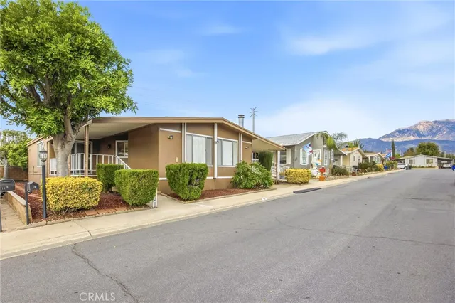$175,000 | 929 East Foothill Boulevard, Unit 15, Upland, CA 91786