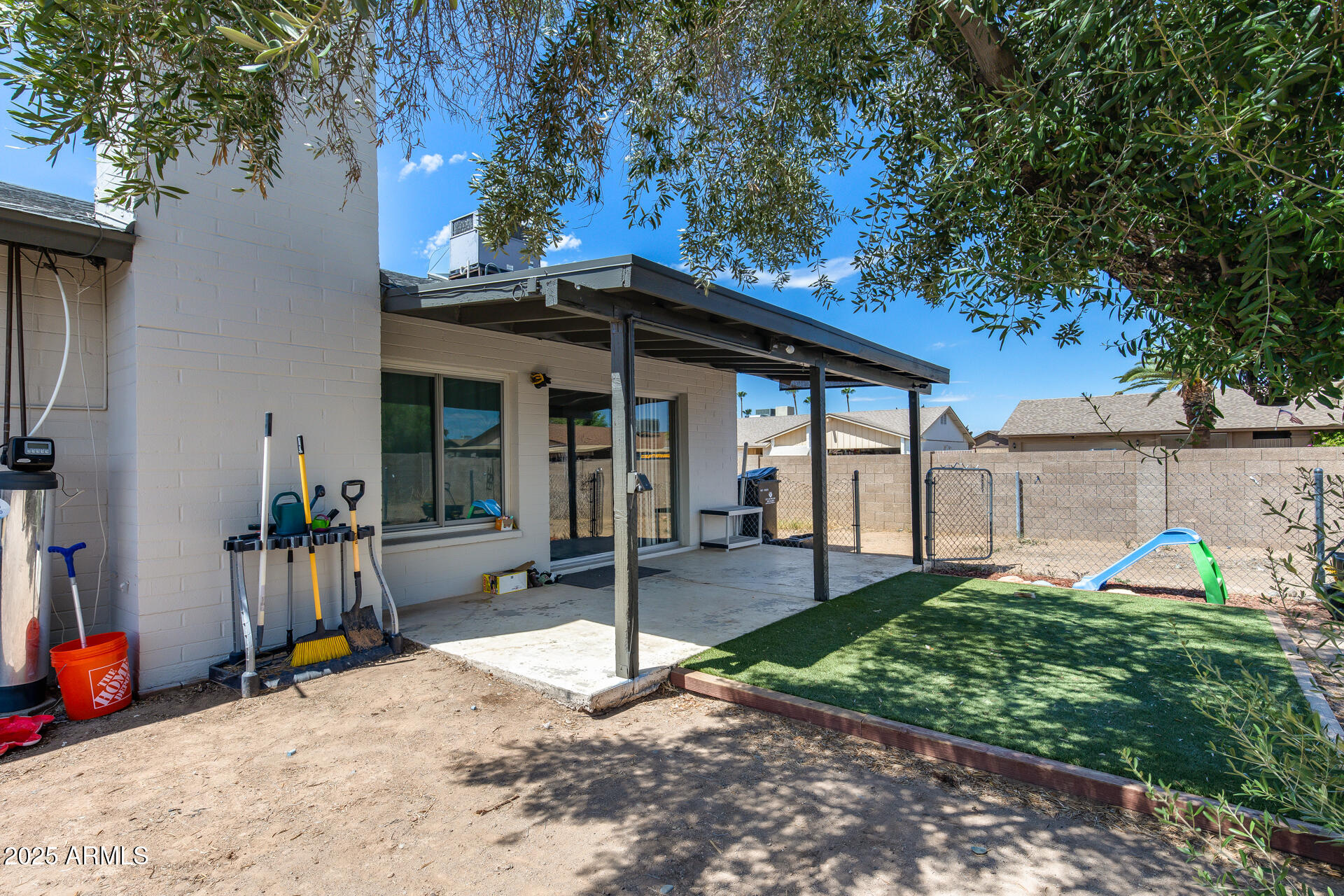 3844 West Calavar Road Phoenix, AZ 85053 - Photo 35 of 37