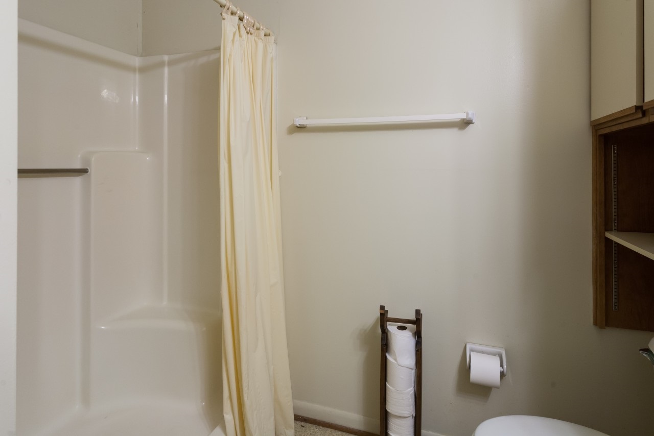 113 Turtle Creek Road, Unit 7 Charlottesville, VA 22901 - Photo 17 of 32 a bathroom with a shower