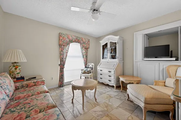$349,000 | 704 Castlewood Lane, Arlington, TX 76012