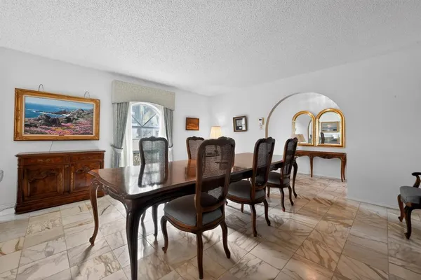 $349,000 | 704 Castlewood Lane, Arlington, TX 76012