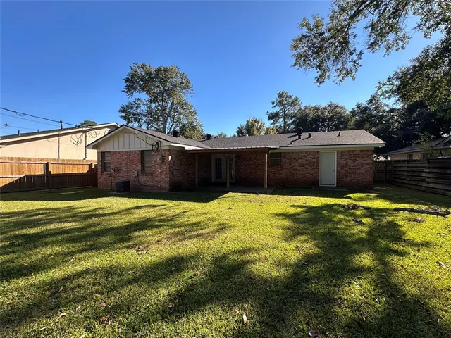 $1,750 | 334 Wayne Drive, Shreveport, LA 71105