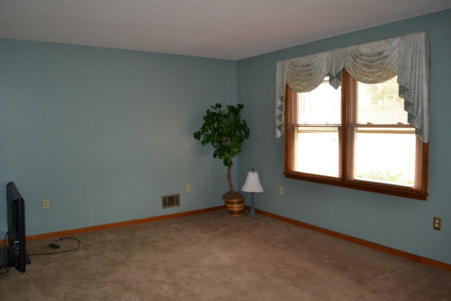 4829 McGahee Road Evans, GA 30809 - Photo 19 of 30 Formal living room
