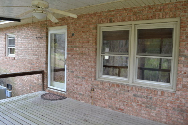 4829 McGahee Road Evans, GA 30809 - Photo 21 of 30 Covered deck