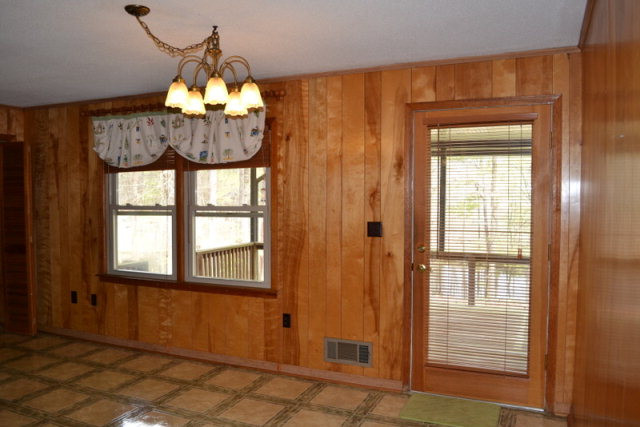 4829 McGahee Road Evans, GA 30809 - Photo 7 of 30 Kitchen to deck