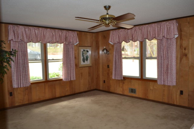 4829 McGahee Road Evans, GA 30809 - Photo 8 of 30 Family room