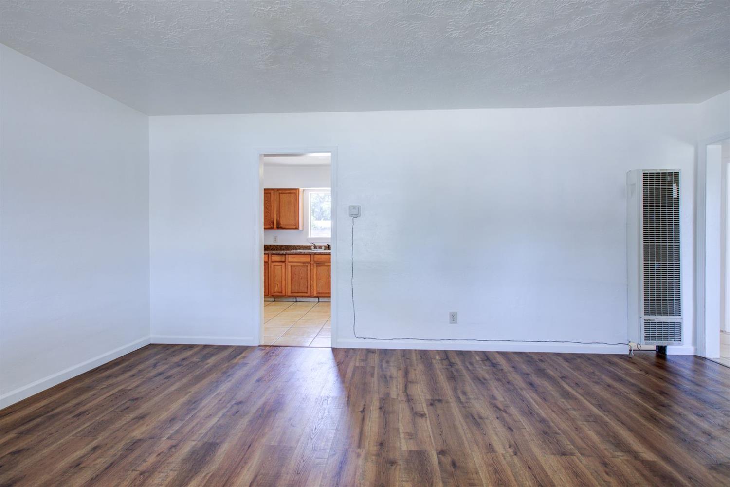 2354 Lambert Street Modesto, CA 95354 - Photo 5 of 23
