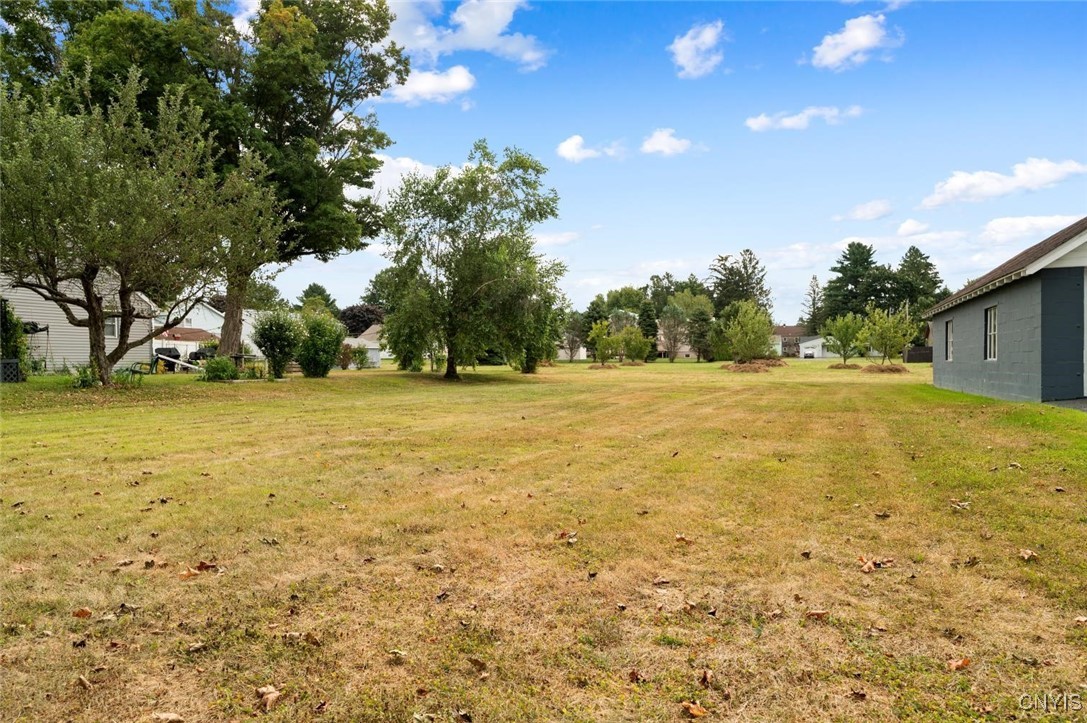 410 Utica Road Utica, NY 13502 - Photo 28 of 30