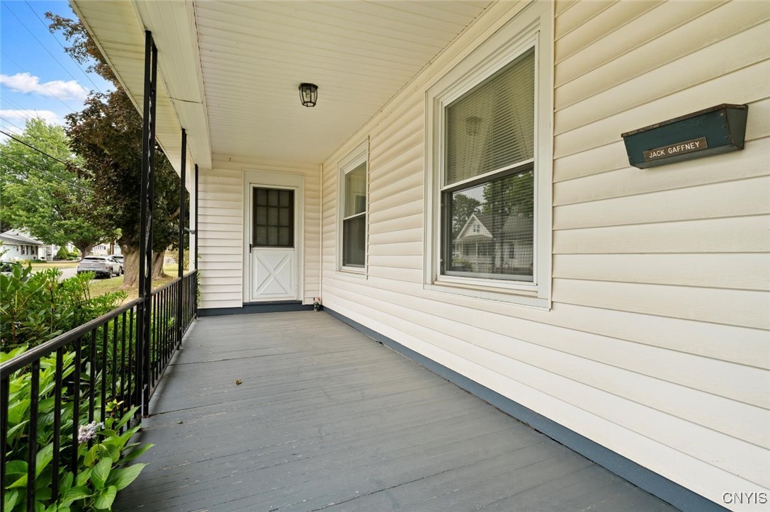 410 Utica Road Utica, NY 13502 - Photo 5 of 30