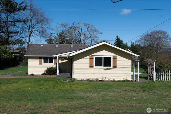 $320,000 | 1707 258th Place, Ocean Park, WA 98640