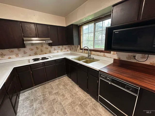 $395,000 | 12686 Laqa Avenue, Orofino, ID 83544