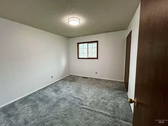 $395,000 | 12686 Laqa Avenue, Orofino, ID 83544