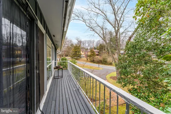 $1,050,000 | 9812 Betteker Lane, Potomac, MD 20854
