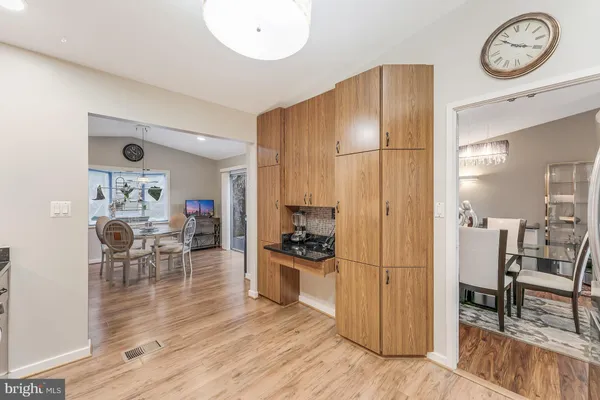 $1,050,000 | 9812 Betteker Lane, Potomac, MD 20854