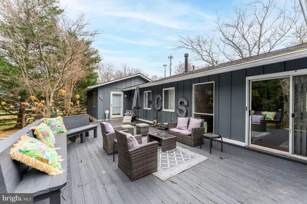 $1,050,000 | 9812 Betteker Lane, Potomac, MD 20854