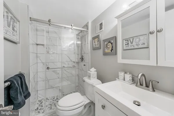 $1,050,000 | 9812 Betteker Lane, Potomac, MD 20854