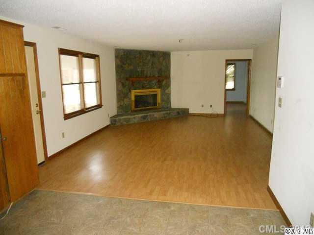 3239 Anderson Mountain Road Maiden, NC 28650 - Photo 2 of 9 Gallery Image 2