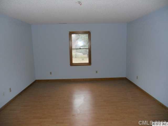 3239 Anderson Mountain Road Maiden, NC 28650 - Photo 4 of 9 Gallery Image 4