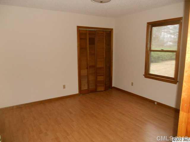 3239 Anderson Mountain Road Maiden, NC 28650 - Photo 6 of 9 Gallery Image 6