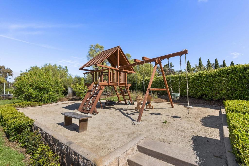 14296 Dalia Drive Rancho Santa Fe, CA 92067 - Photo 60 of 70