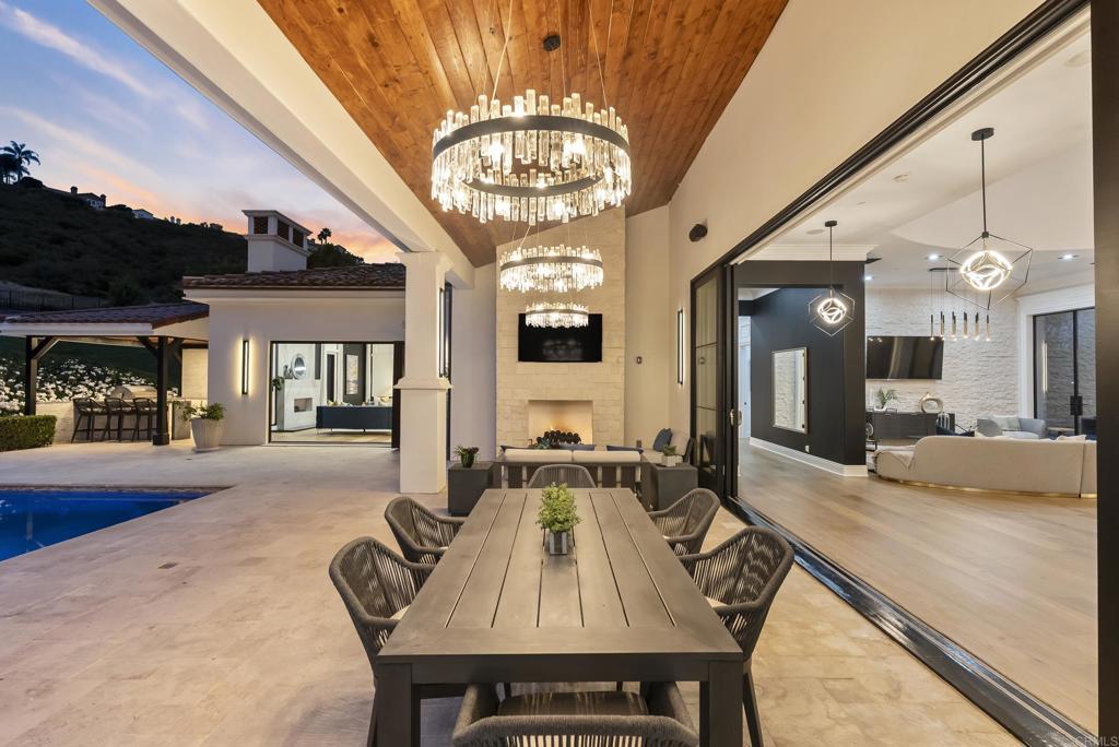 14296 Dalia Drive Rancho Santa Fe, CA 92067 - Photo 7 of 70