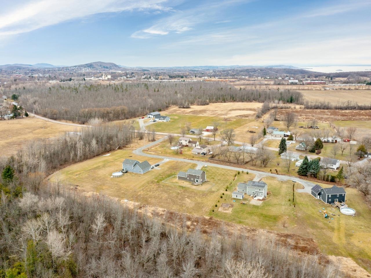 88 Red King Road St. Albans Town, VT 05478 - Photo 5 of 58