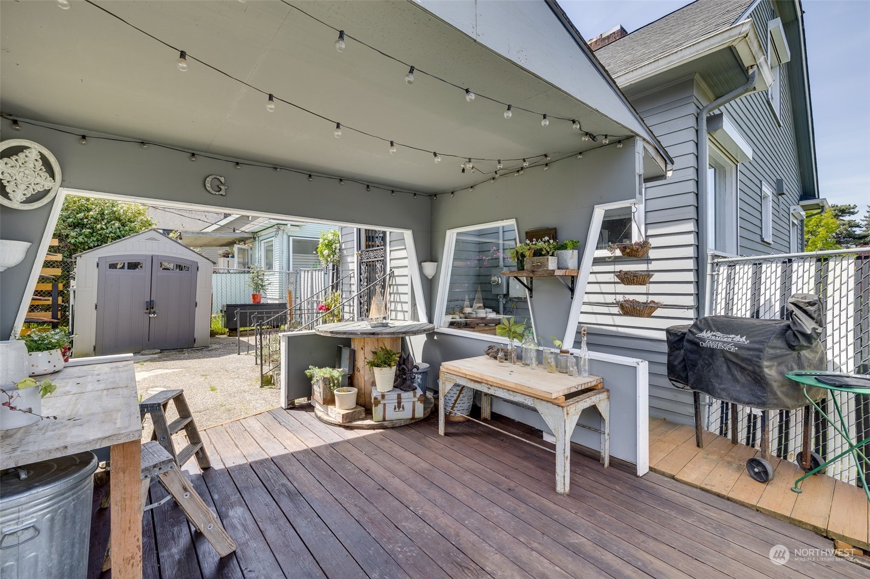 1601 Virginia Avenue Everett, WA 98201 - Photo 26 of 30 a outdoor space with furniture