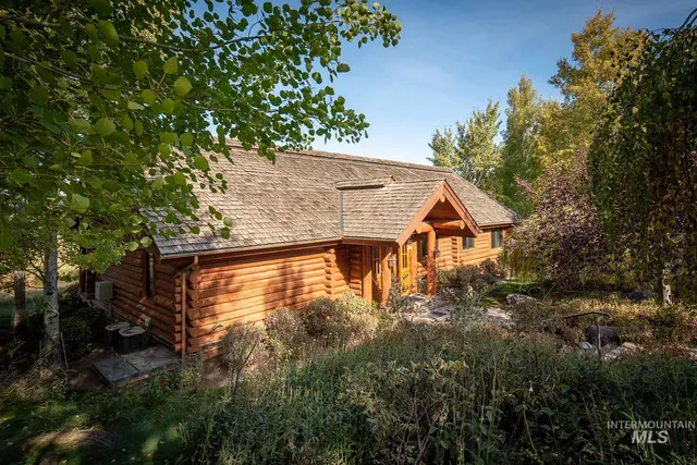 $12,500,000 | 428 Cutoff Road, Carey, ID 83320