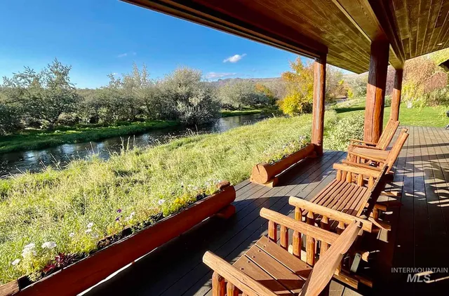 $12,500,000 | 428 Cutoff Road, Carey, ID 83320