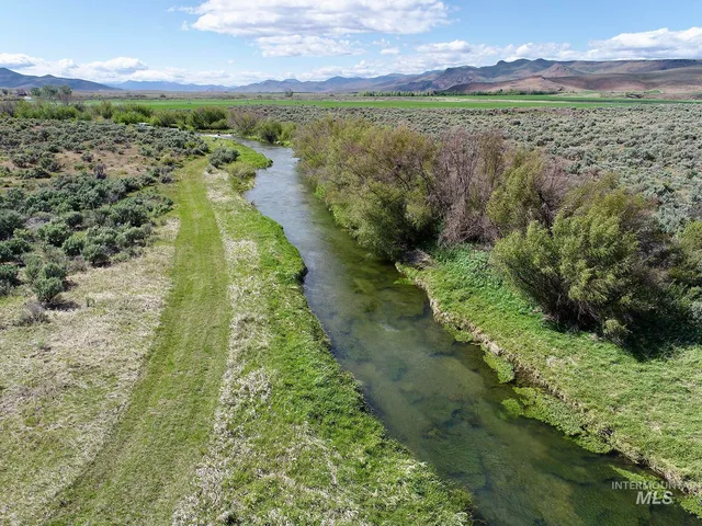 $12,500,000 | 428 Cutoff Road, Carey, ID 83320