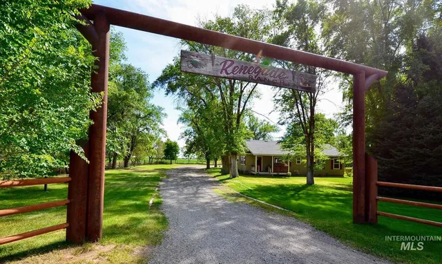 $12,500,000 | 428 Cutoff Road, Carey, ID 83320