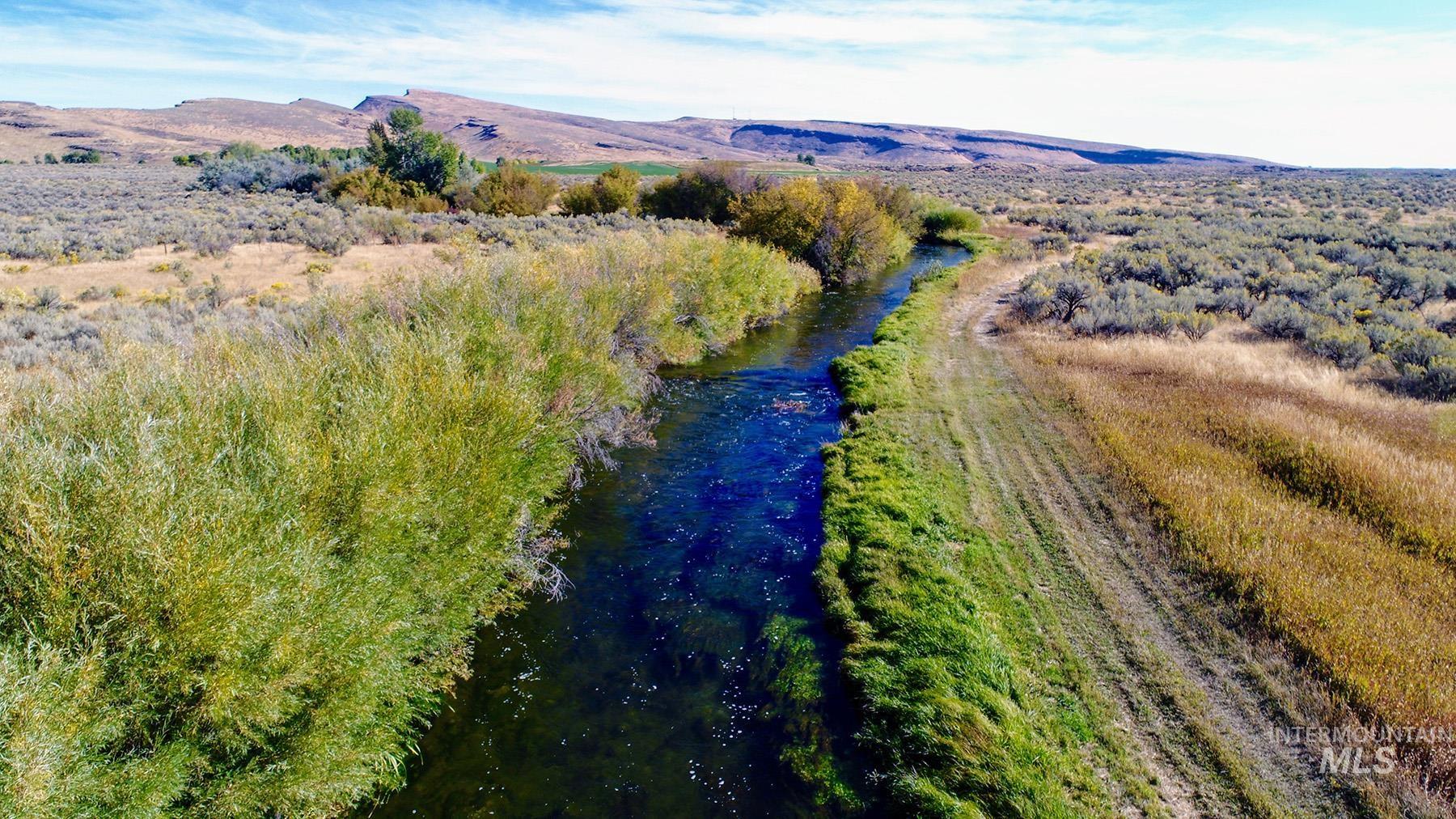 428 Cutoff Road Carey, ID 83320 - Photo 6 of 50
