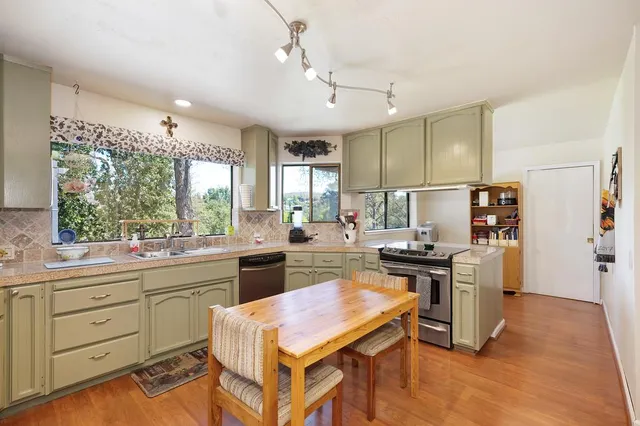 $825,000 | 3218 Cambridge Road, Cameron Park, CA 95682