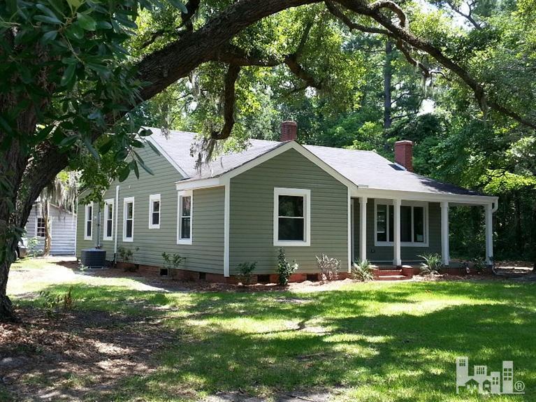 490 Village Road Northeast Leland, NC 28451 - Photo 1 of 5 Primary Photo