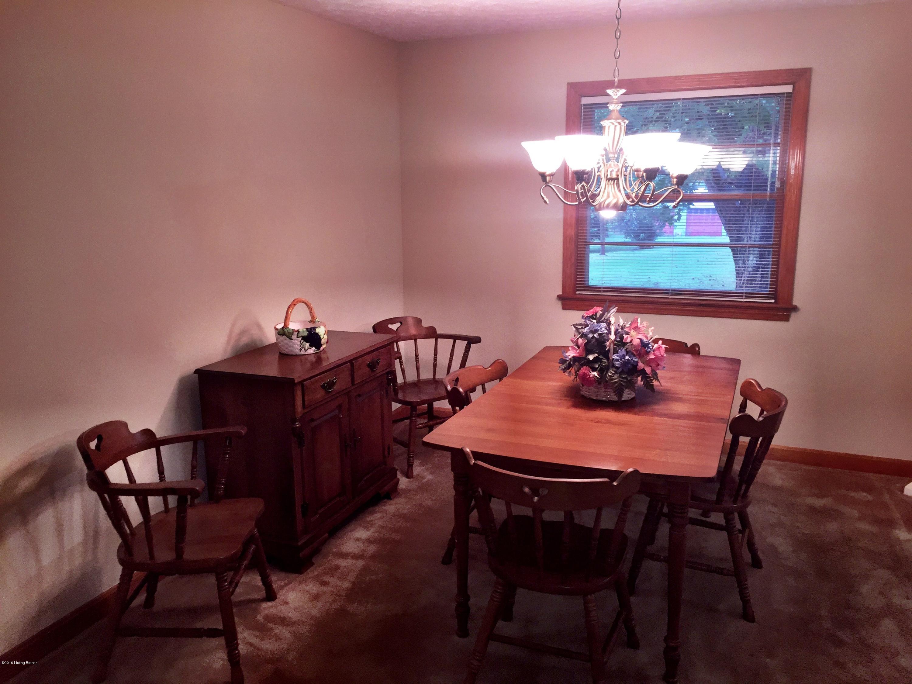 4210 Dover Road Louisville, KY 40216 - Photo 27 of 51 IMG_4465
